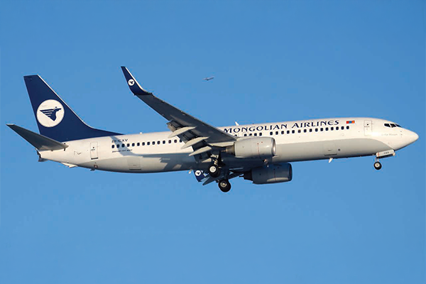 BOEING 737-800